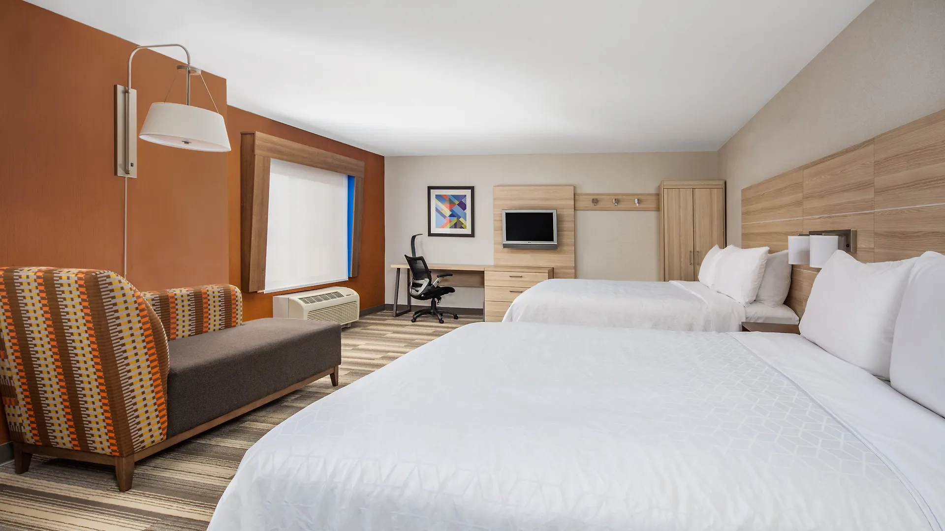 Holiday Inn Express Ontario By Ihg Creekside
