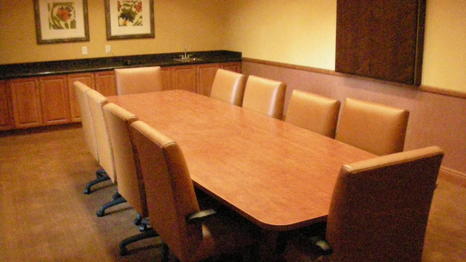 Hotel Holiday Inn Express Ontario By Ihg Creekside