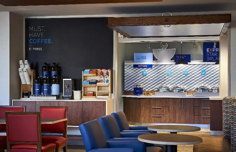 Holiday Inn Express Ontario By Ihg Creekside